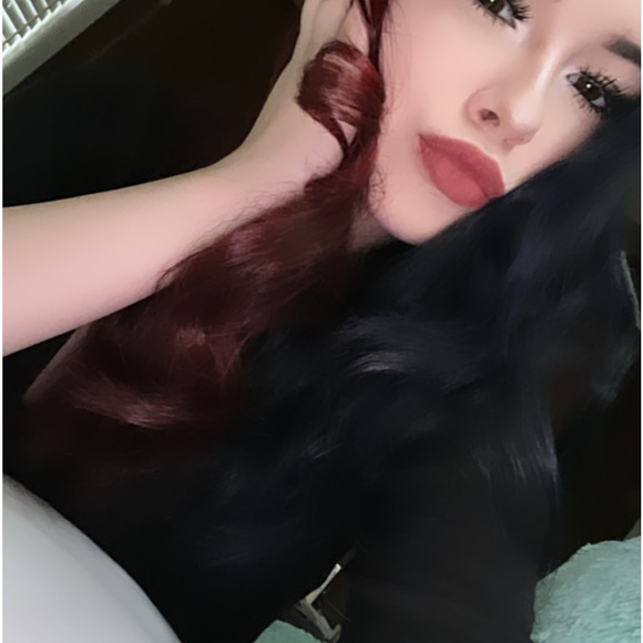 Meet your Posher, Kiley - Picture 1 of 1